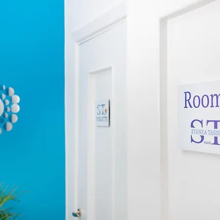 Stanza Tasso - De Vivo Realty * Sorrento